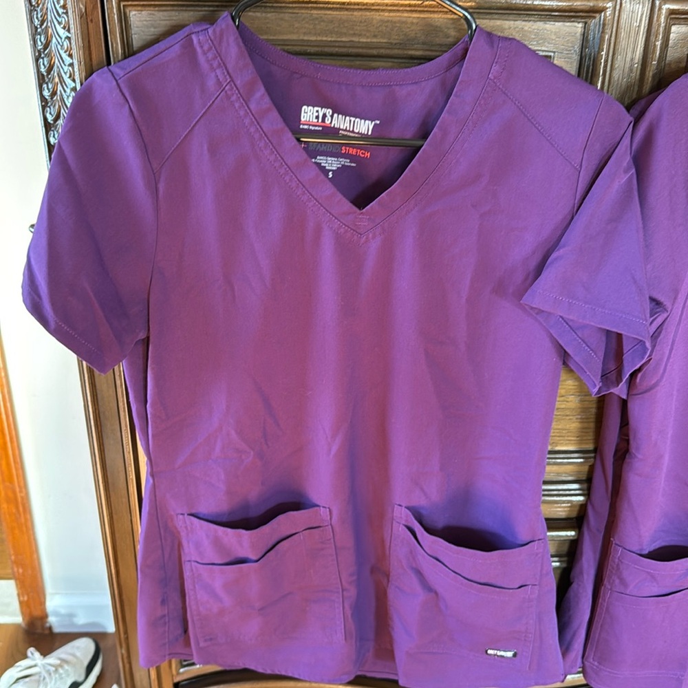 Greys scrub top